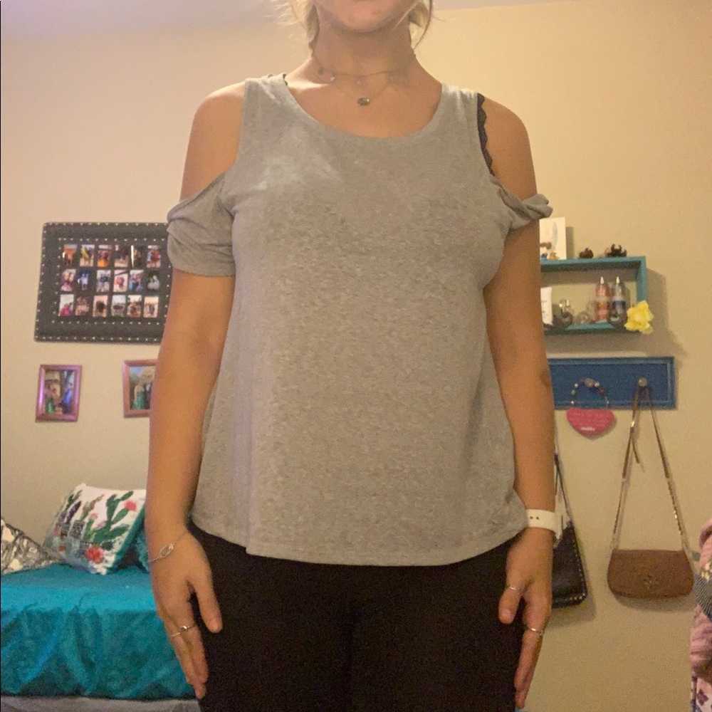 Grey open Sholder top!